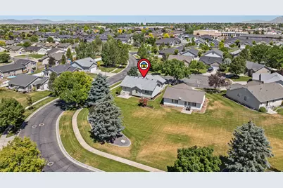 2091 W 2060 S, Syracuse, UT 84075 - Photo 45