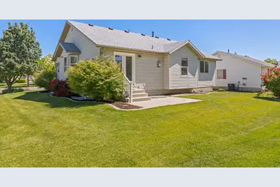 2091 W 2060 S, Syracuse, UT 84075 - Photo 33