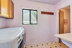 1476 W Stetson Cir S, Salt Lake City, UT 84104 - Photo 11