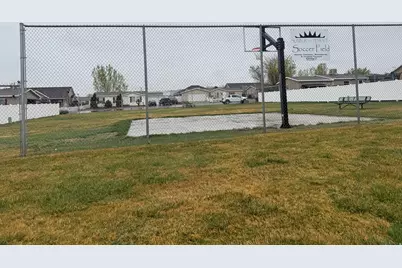 440 W 2050 S, Vernal, UT 84078 - Photo 13
