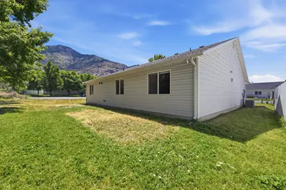 786 E 1500 N, Ogden, UT 84404 - Photo 21
