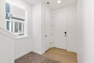 12674 S Glacier Trail Ln W, Herriman, UT 84096 - Photo 5