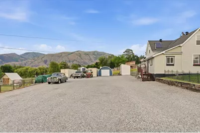 30 N 300 E, Hyrum, UT 84319 - Photo 19