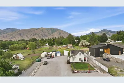 30 N 300 E, Hyrum, UT 84319 - Photo 25