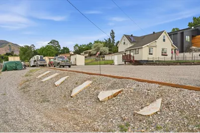 30 N 300 E, Hyrum, UT 84319 - Photo 17