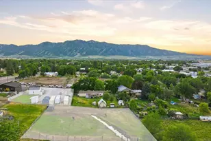 30 N 300 E, Hyrum, UT 84319 - Photo 39