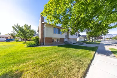 4491 S 1600 W, Roy, UT 84067 - Photo 33
