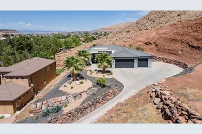 2095 S Franklin Dr, Washington, UT 84780 - Photo 3