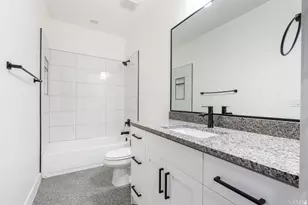 2095 S Franklin Dr, Washington, UT 84780 - Photo 31