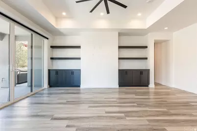 2095 S Franklin Dr, Washington, UT 84780 - Photo 9