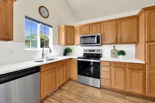 3121 W Davencourt Loop N, Lehi, UT 84043 - Photo 11
