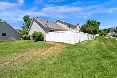 3121 W Davencourt Loop N, Lehi, UT 84043 - Photo 23
