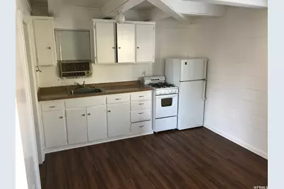 365 E Vine Street St, Tooele, UT 84074 - Photo 17