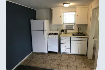 365 E Vine Street St, Tooele, UT 84074 - Photo 51