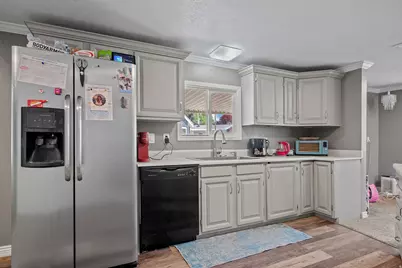 11259 S Crescent Park Cir #172, Sandy, UT 84070 - Photo 11