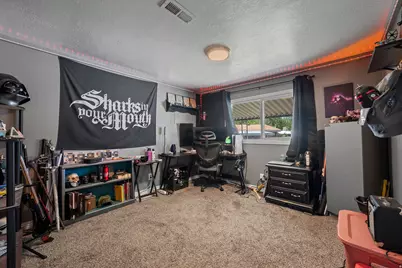 11259 S Crescent Park Cir #172, Sandy, UT 84070 - Photo 9