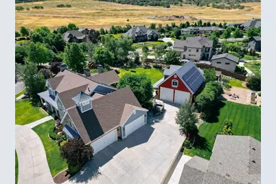 672 E Perry Holow Dr, Mapleton, UT 84664 - Photo 15