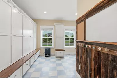 672 E Perry Holow Dr, Mapleton, UT 84664 - Photo 35