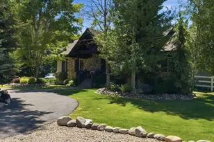 3220 E Horse Thief Dr, Heber City, UT 84032 - Photo 3