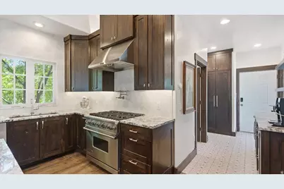 3220 E Horse Thief Dr, Heber City, UT 84032 - Photo 15