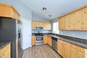 2565 W 3950 S, Roy, UT 84067 - Photo 9