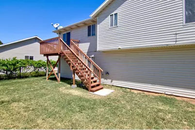 2565 W 3950 S, Roy, UT 84067 - Photo 3