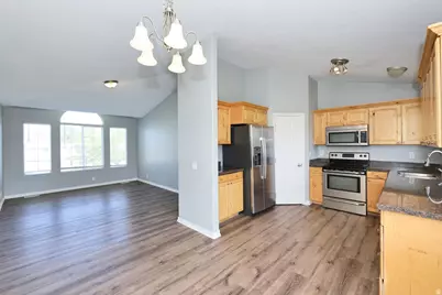 2565 W 3950 S, Roy, UT 84067 - Photo 11