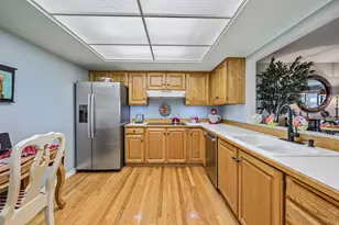 426 S 1000 E, Salt Lake City, UT 84102 - Photo 13