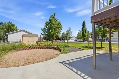 2014 N 2475 W, Clinton, UT 84015 - Photo 23