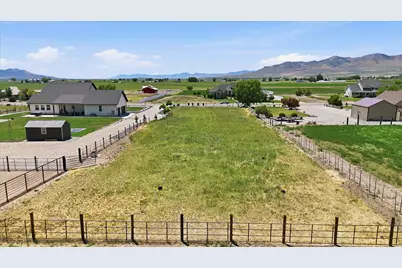 9590 W Point Lookout Dr, Bothwell, UT 84337 - Photo 57