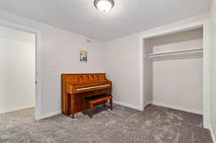 1380 Eastpoint Dr, Sandy, UT 84092 - Photo 31