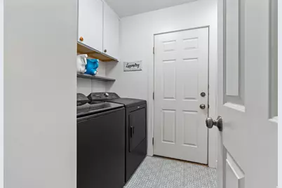 1380 Eastpoint Dr, Sandy, UT 84092 - Photo 47