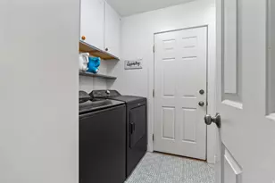 1380 Eastpoint Dr, Sandy, UT 84092 - Photo 47