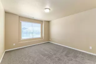 1831 S Meadow Marsh Dr E, Lehi, UT 84043 - Photo 25