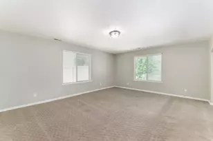 1831 S Meadow Marsh Dr E, Lehi, UT 84043 - Photo 5