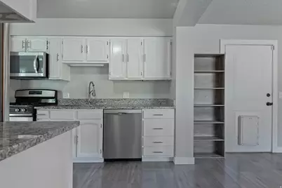 946 W Signora Dr N, Salt Lake City, UT 84116 - Photo 13