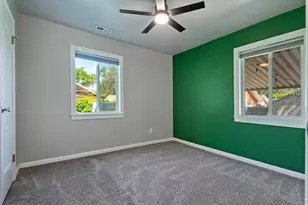 946 W Signora Dr N, Salt Lake City, UT 84116 - Photo 15
