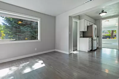 946 W Signora Dr N, Salt Lake City, UT 84116 - Photo 11