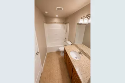 149 E Crescent Pine Ln, Sandy, UT 84070 - Photo 17