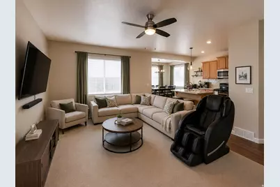 149 E Crescent Pine Ln, Sandy, UT 84070 - Photo 3
