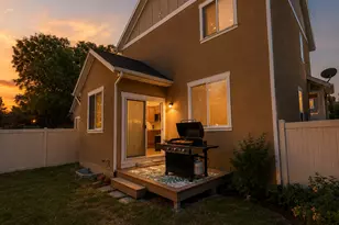 149 E Crescent Pine Ln, Sandy, UT 84070 - Photo 21