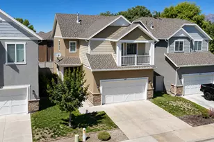149 E Crescent Pine Ln, Sandy, UT 84070 - Photo 9