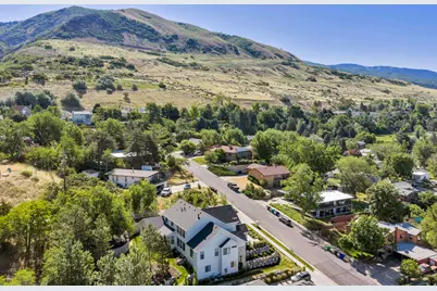 709 E 200 S, Centerville, UT 84014 - Photo 71