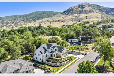 709 E 200 S, Centerville, UT 84014 - Photo 69