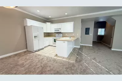 6784 S 950 E, Midvale, UT 84047 - Photo 3