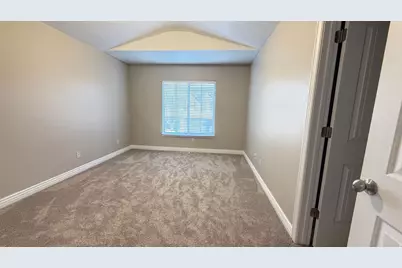 6784 S 950 E, Midvale, UT 84047 - Photo 7