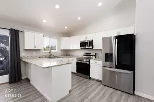 5277 S 3750 W, Roy, UT 84067 - Photo 13
