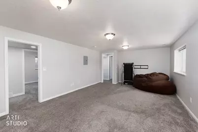 5277 S 3750 W, Roy, UT 84067 - Photo 23