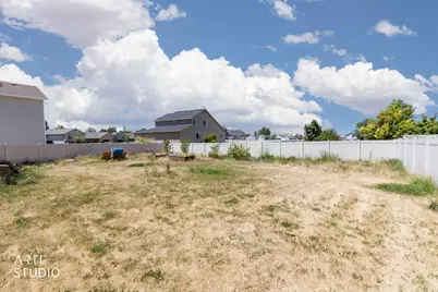 5277 S 3750 W, Roy, UT 84067 - Photo 41