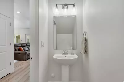 2079 W 1715 Ct S, West Haven, UT 84401 - Photo 17